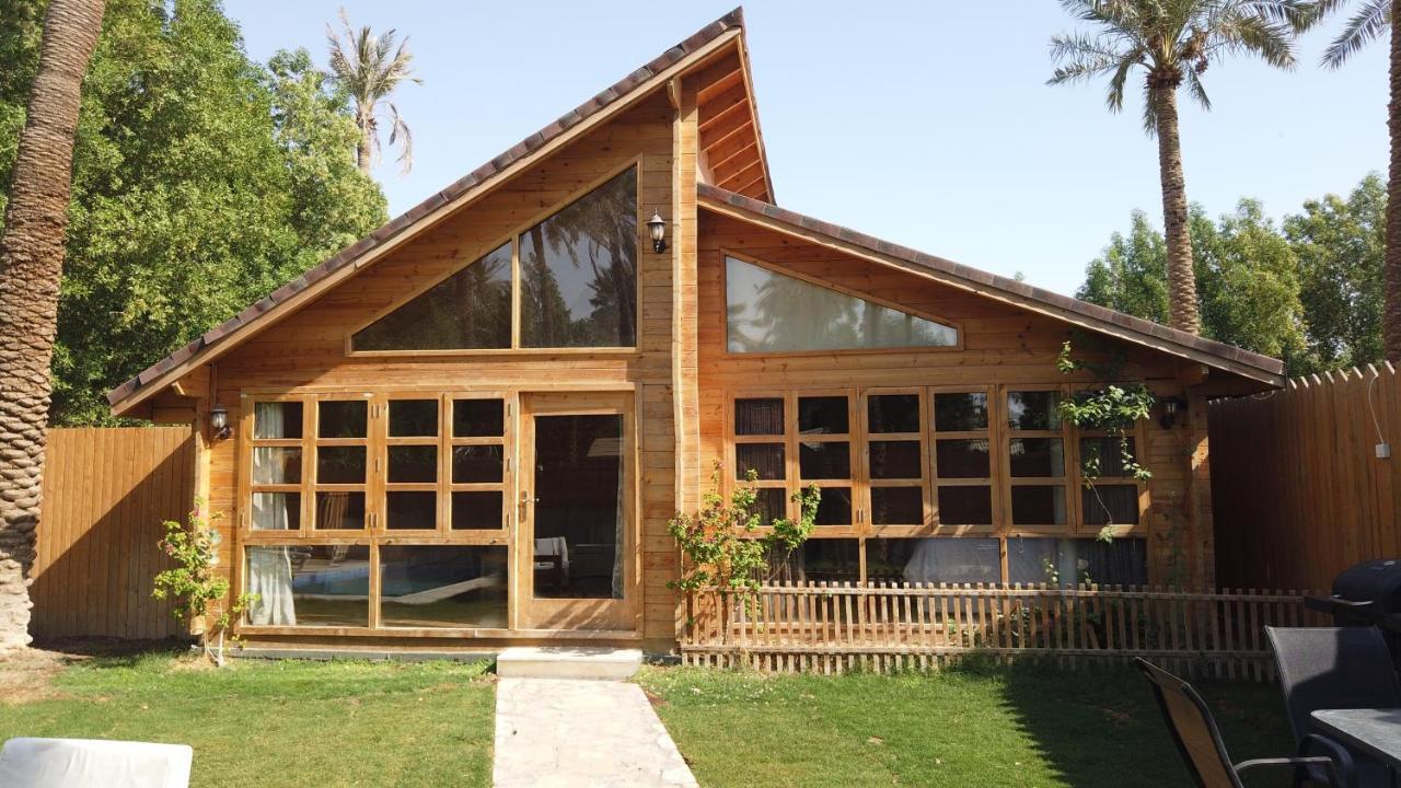 Akwakh Almzraah For Families Only Chalet
