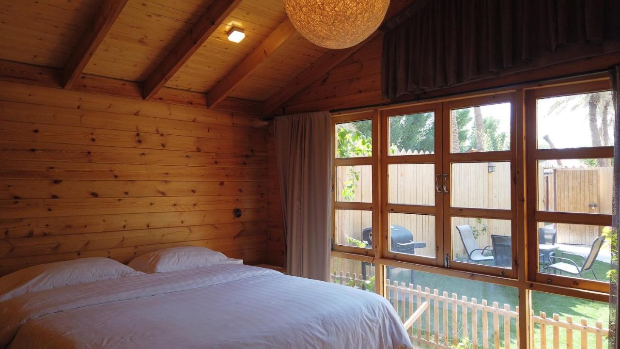 Akwakh Almzraah For Families Only Chalet *